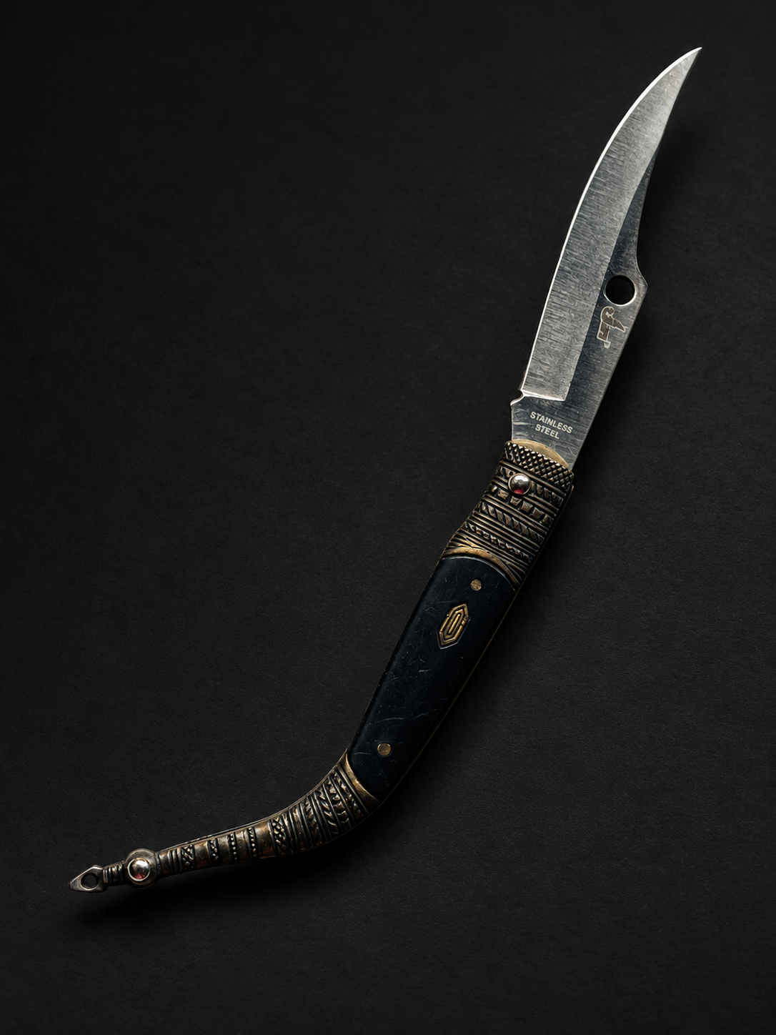 JOKER-Attributed Curved-Handle Folding Knife — view 4