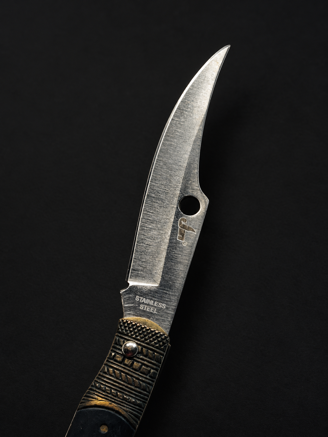 JOKER-Attributed Curved-Handle Folding Knife — view 5
